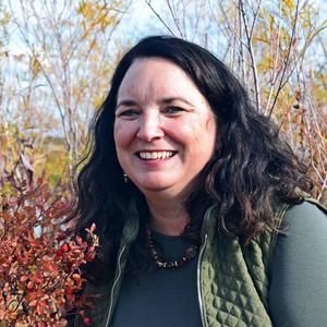 Meet your Posher, Suzanne